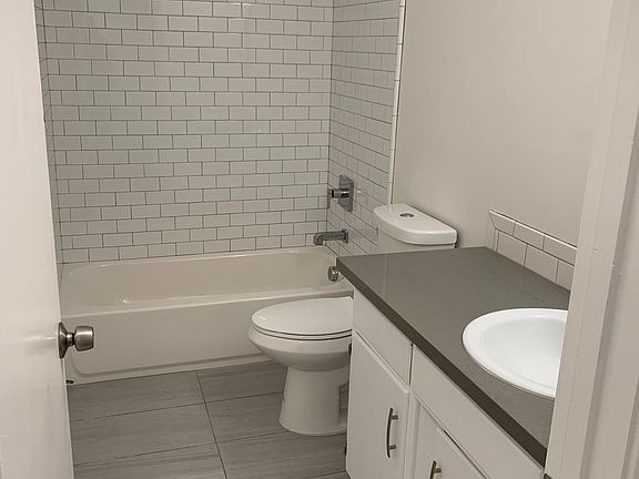 5th image of 3614 62nd St