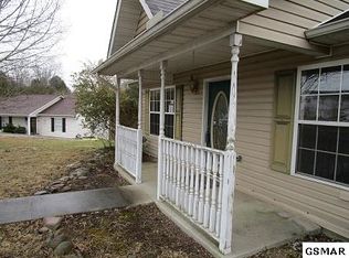 2308 Scenic Mountain Dr, Sevierville, TN 37876