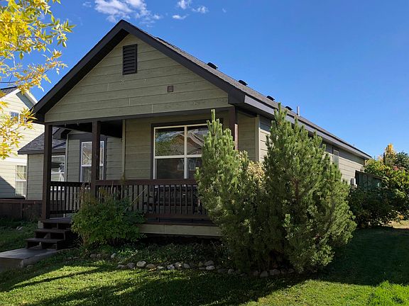 2nd image of 250 Woodman Dr