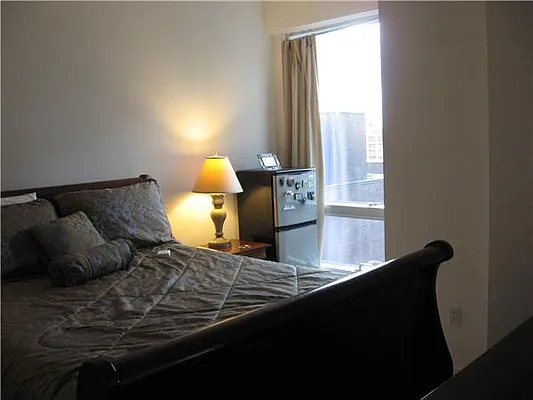 Sold by RELO REDAC INC. | media 22