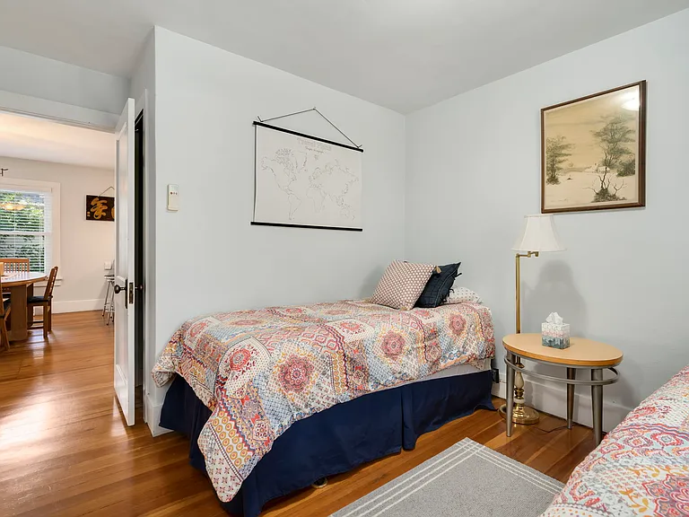 215 N Sherwood St — Photo 13