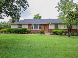 2161 Brookview Dr, Nashville, TN 37214