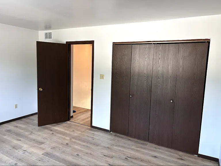 7556 Whitcomb St #B — Photo 10