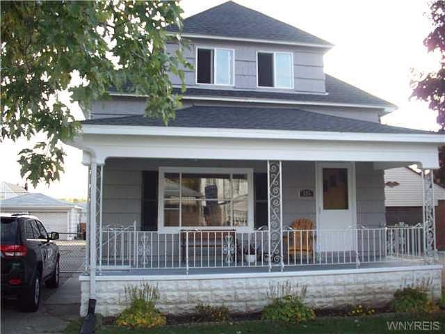 1st image of 215 Parker Ave