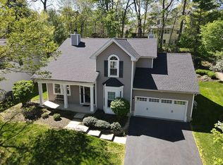 38 Huntington Rd, Basking Ridge, NJ 07920