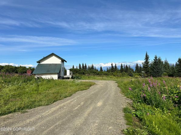 51330 Mossberry Ave, Homer, AK 99603