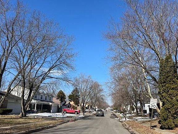 4th image of 3132 Acoma Dr