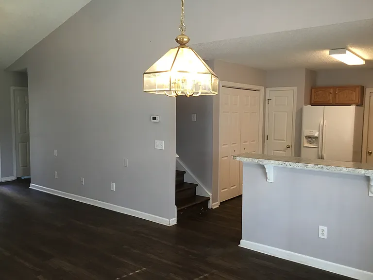 38 Sandy Pointe Dr — Photo 7