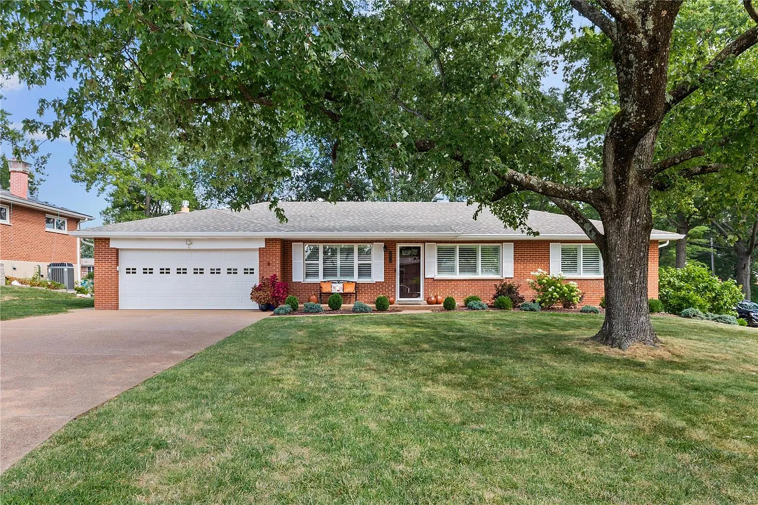 10515 Hanford Dr photo 1