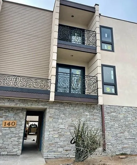 140 Acacia Ave #3 — Photo 1