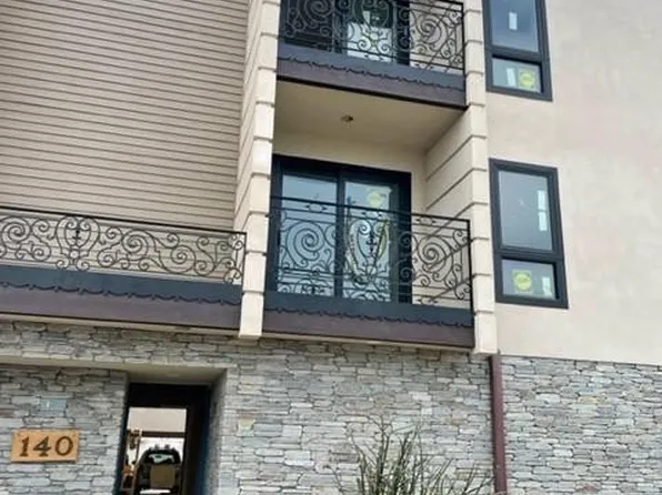 140 Acacia Ave #3, Carlsbad, CA 92008
