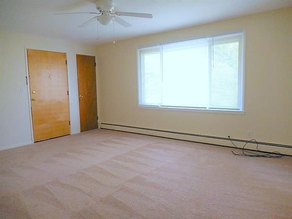 5th image of 4 Aldrich Ave #4