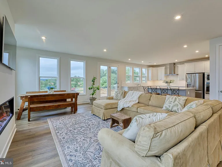 5095 Carters Crossing Ave — Photo 11