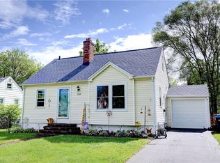 134 Cabot Rd, Rochester, NY 14626