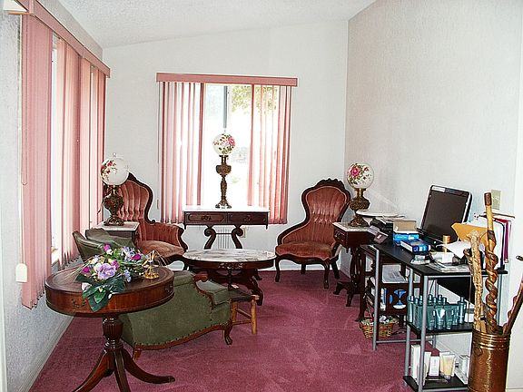 Bonus den/ofc/craft room