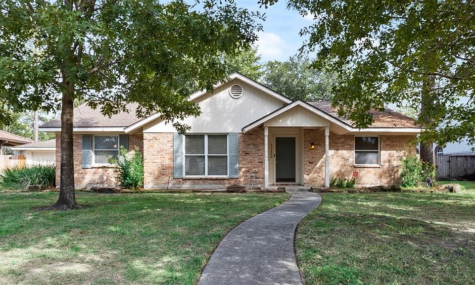 1st image of 14130 Indian Wells Dr