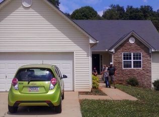 7335 Pea Ridge Pl, Gainesville, GA 30506
