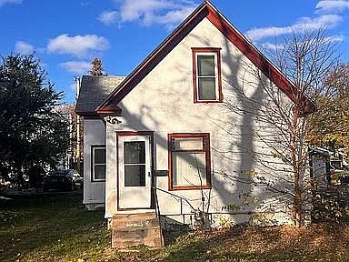 1st image of 727 Maryland Ave E