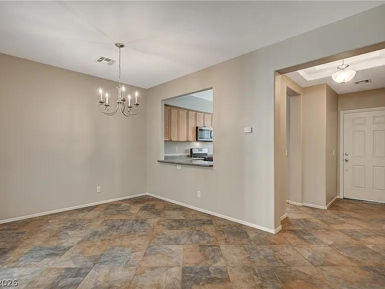 10592 Valdosta Ave — Photo 14
