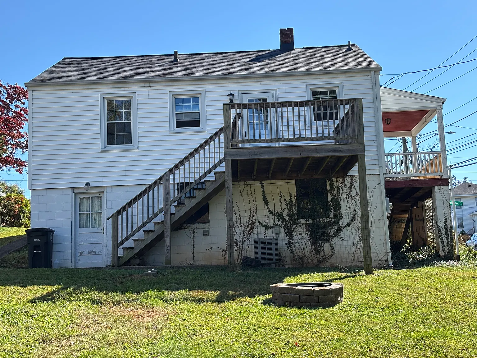 2 bed, 737 sqft, $975 — Photo 2
