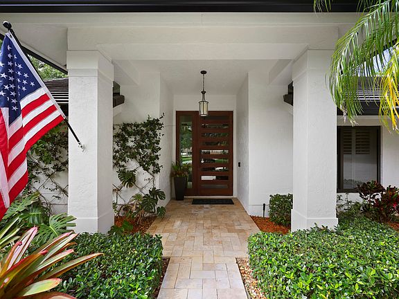 5th image of 2980 Salerno Way