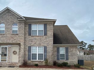 321 Square Dr #B, Winterville, NC 28590