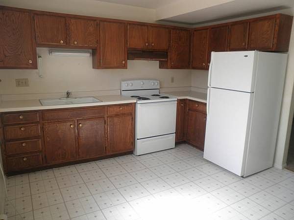 2nd image of 1565 N 5th St APT 20