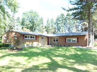 1025 E Maple St, North Canton, OH 44720