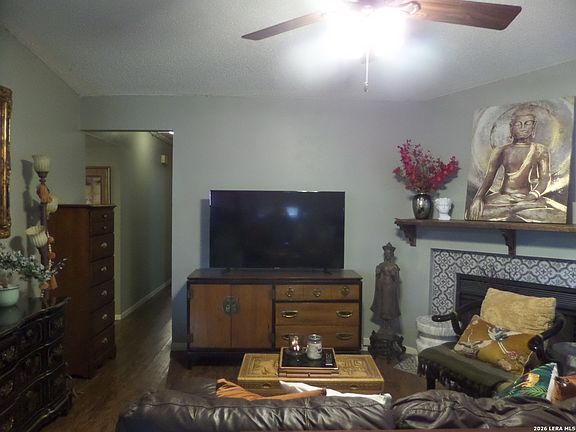 3rd image of 8411 Forest Ridge