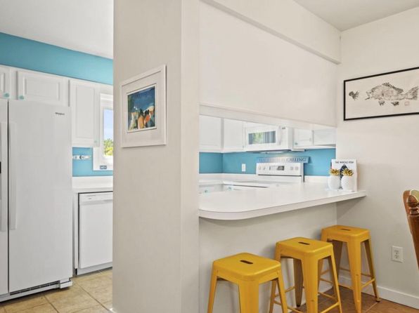 312 McGinnis Dr