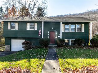 10 Grannan Dr, Corning, NY