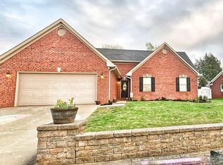 4956 Diamond Dr, Owensboro, KY 42303