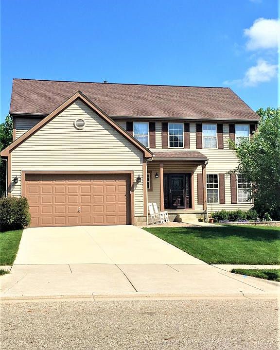 1st image of 376 Highbanks Valley Ct