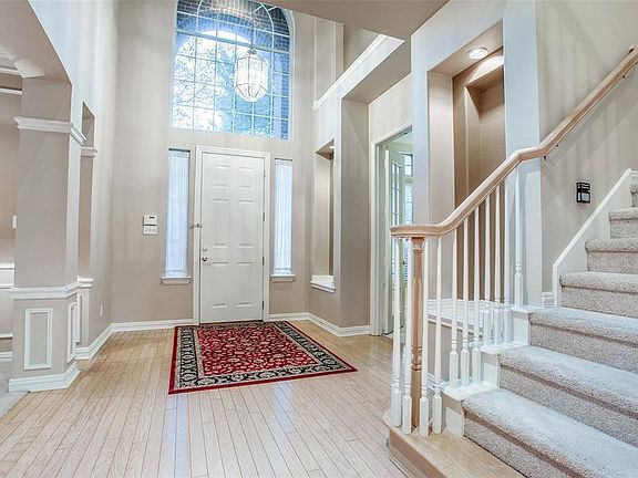 3rd image of 1400 Richmond Ct