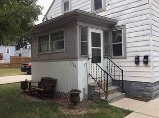 1229 Terrace Ave, Racine, WI 53403