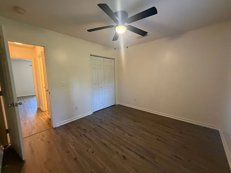3290 Valencia Dr — Photo 35