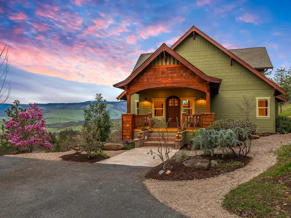 2208 Lupine Dr, Ashland, OR 97520