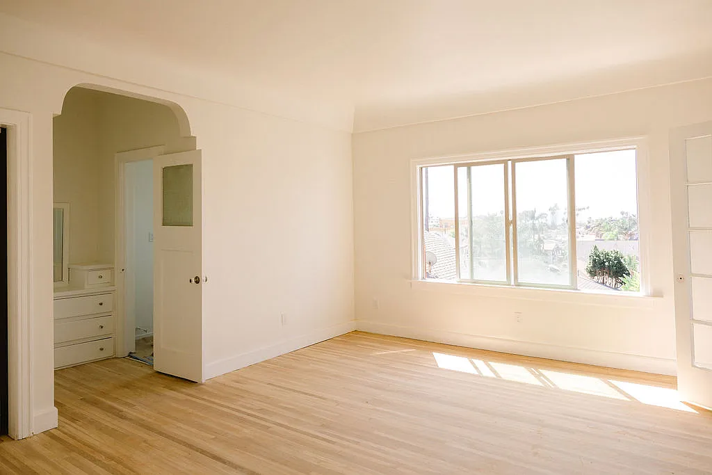688 Poli St — Photo 1