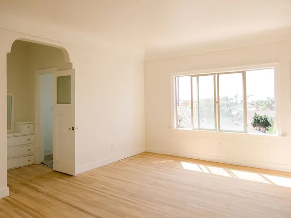 688 Poli St APT 3, Ventura, CA 93001