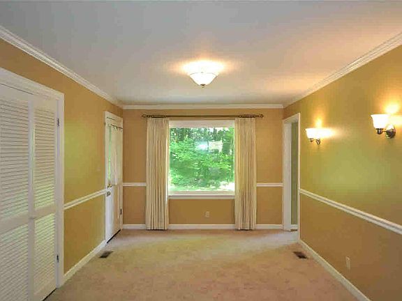 5th image of 9522 Hemlock Dr SE