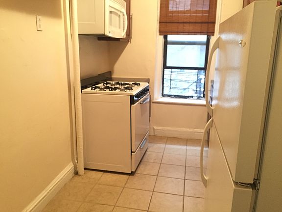2nd image of 377 Eastern Pkwy APT 2B