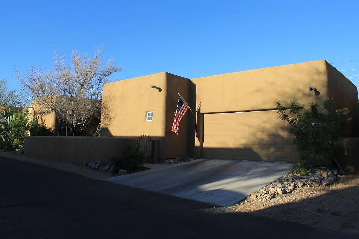 3 bed, 1700 sqft, $1,990 — Photo 2
