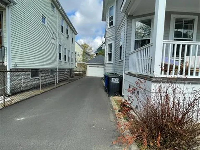 34 Leonard St #1 — Photo 20
