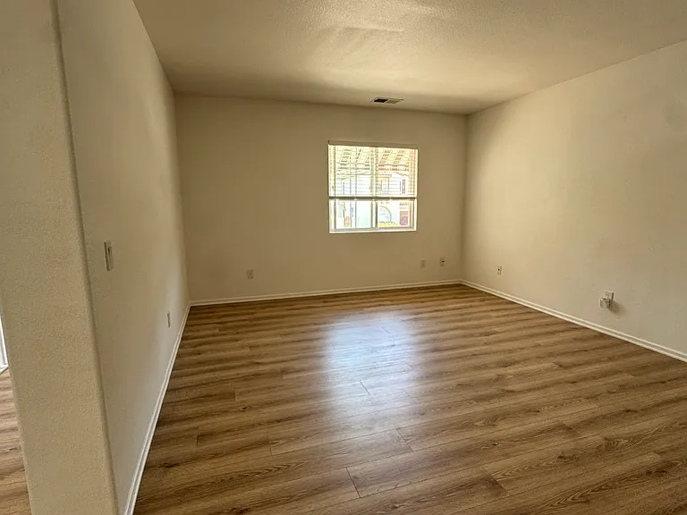 973 Yosemite Dr — Photo 52