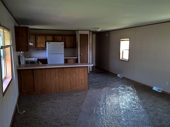 2nd image of 410 Lake St Lot 4
