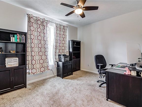 4th image of 12256 Edgebrook Dr
