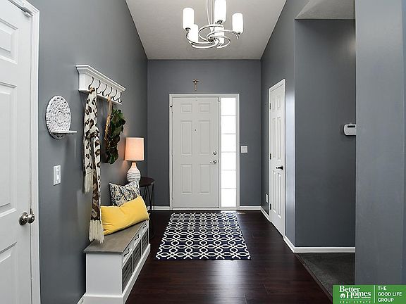 4th image of 16305 Sherwood Ave