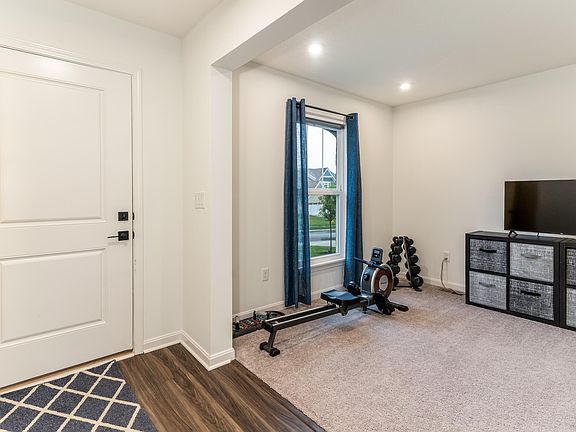 4th image of 717 Gunther Ct