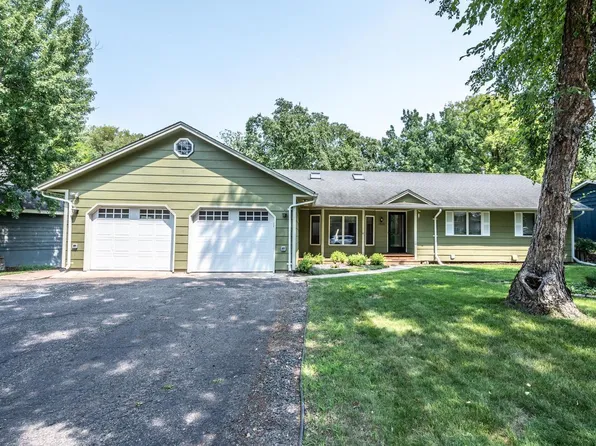 17600 Italy Path, Lakeville, MN 55044