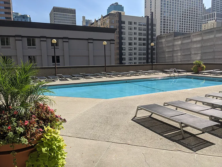10 E Ontario St #1309 — Photo 27